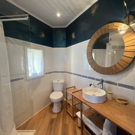 Habitación en casa particular Au Coeur De La Demeure Lieuran-les-Beziers